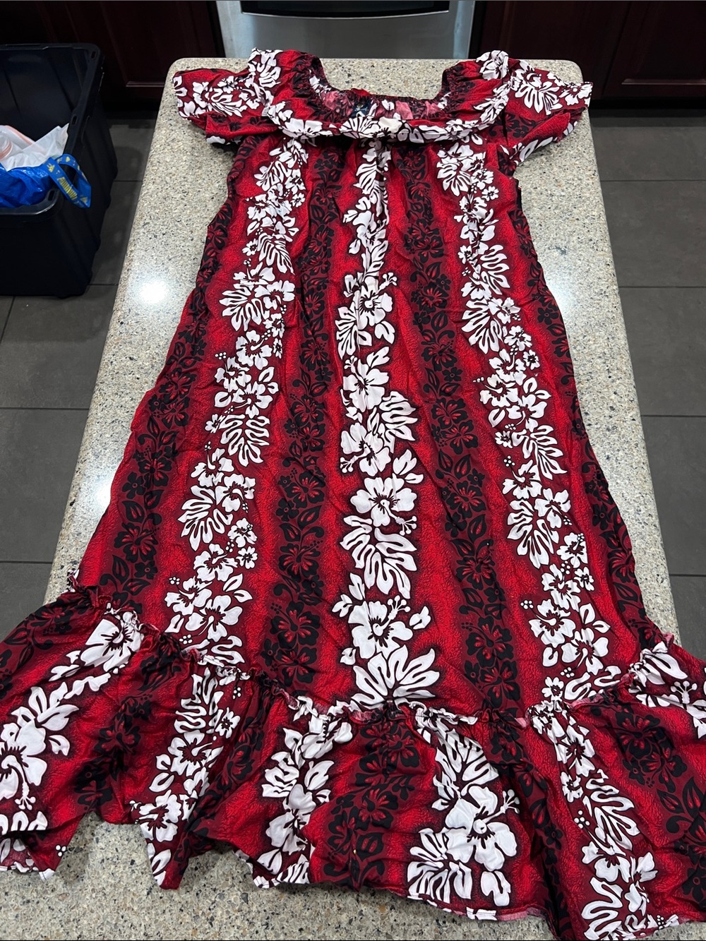 Royal creations large L Mu’u vintage Red Floral Hawaiian hibiscus z23